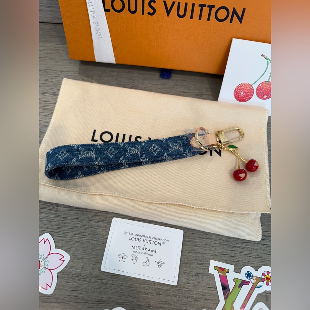 ***SOLD*** Louis Vuitton X Murakami 2025 Cherry Denim Dragonne Bag Charm- NIB - Picture 4 of 5